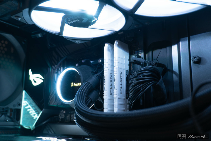 「開箱」美光 Crucial Ballistix DDR4-3600 16G×2 - 穩定又划算的絕佳選擇