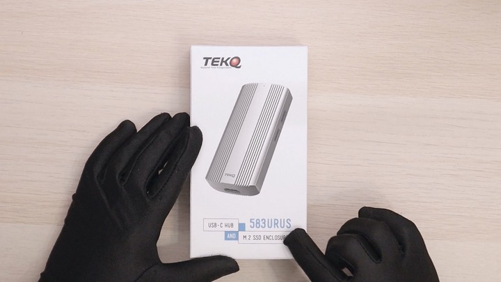 你覺得他是 SSD 還是 Hub？或是兩個都是？TEKQ 583 URUS 開箱你覺得他是 SSD 還是 Hub？或是兩個都是？TEKQ 583 URUS 開箱