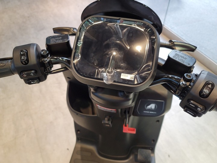 點我看大圖 Ai-2靜態賞車,好像比想像中還優