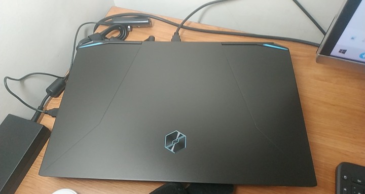 京東買筆電 經驗分享 機械革命 蛟龍7