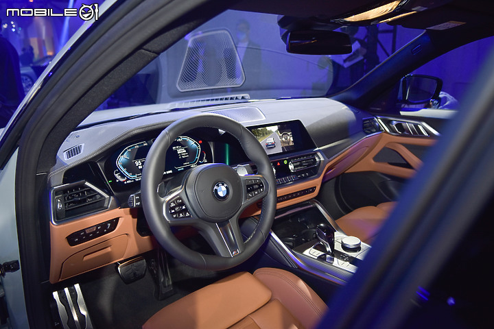【採訪】四門大鼻孔帥氣抵台!BMW 4 Gran Coupe雙車型開賣!售價240萬元起