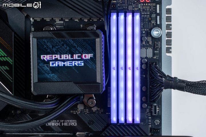 CORSAIR VENGENCE RGB RS／RT DDR4 記憶體模組開箱實測 世代中階封關之作