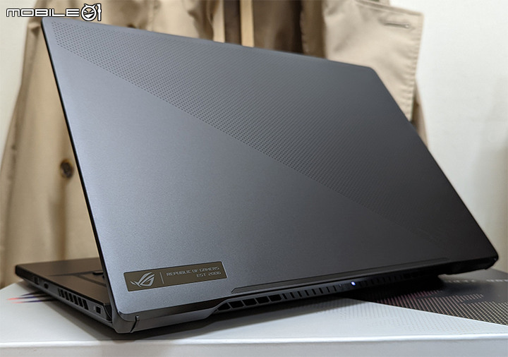 點我看大圖 西風之ROG Zephyrus M16襲來!
