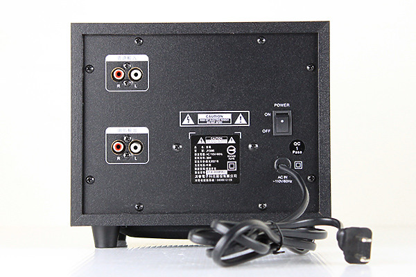 下沉式重低音砲玩Game帶勁夠力，J-S 淇譽 JY-3085三件式RGB電競音箱組【開箱分享】