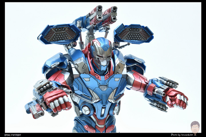 點我看大圖 【開箱】行動軍火庫 ~ Hot Toys - 終局之戰 鋼鐵愛國者