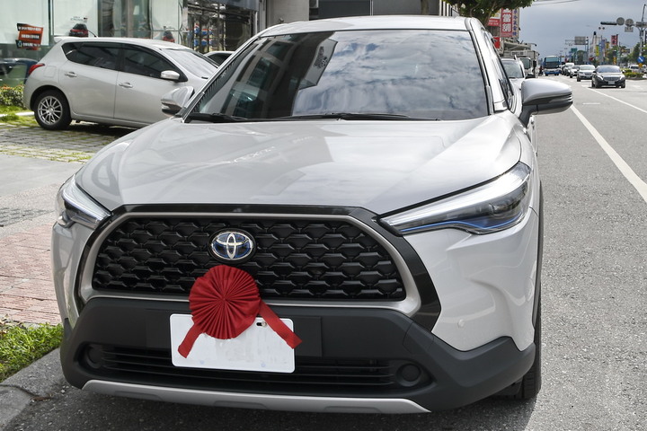 花東買TOYOTA CC Hybrid，為了車美仕一年多第五次進場處理囉~_~！