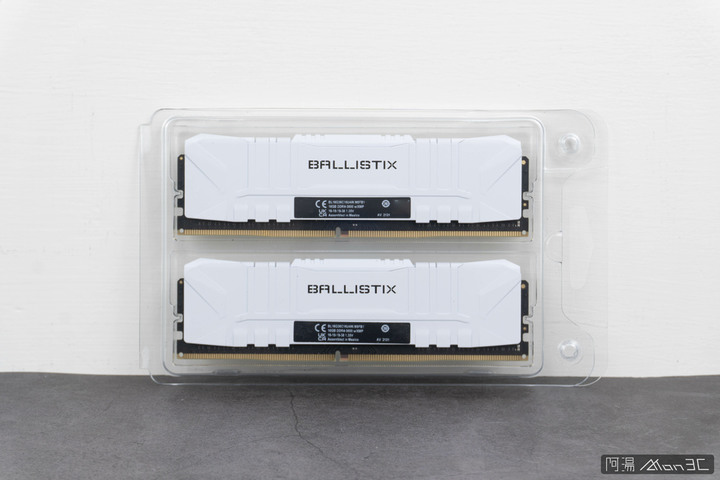 「開箱」美光 Crucial Ballistix DDR4-3600 16G×2 - 穩定又划算的絕佳選擇