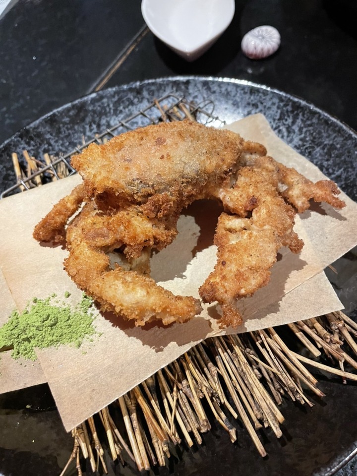 松山區 藝奇日本料理岩板燒｜專注細節的日料 東京時尚料理