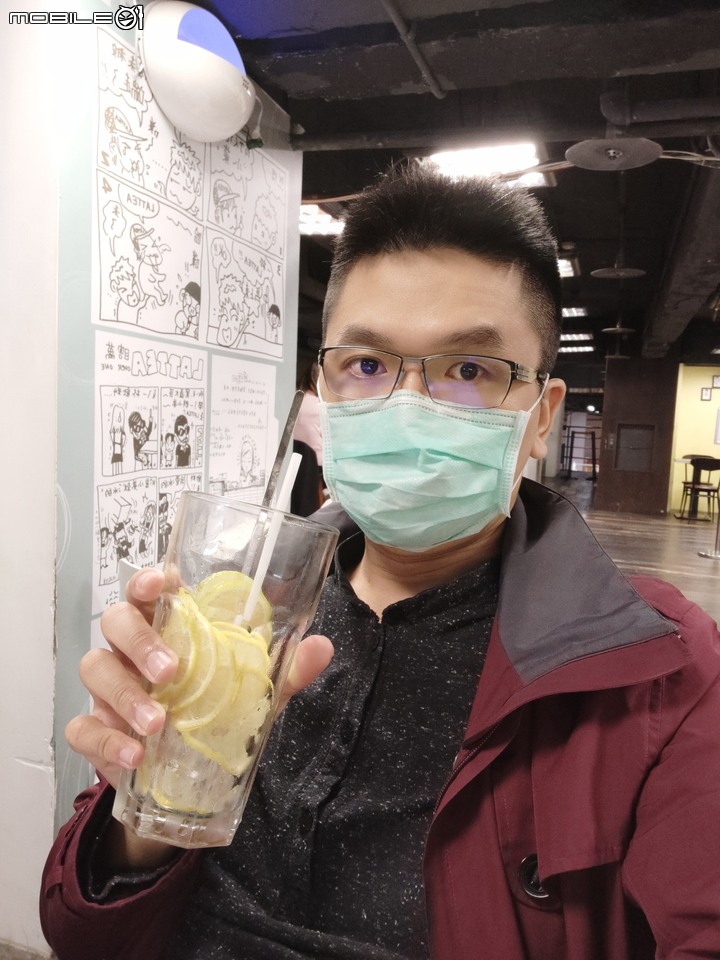 [開箱] 年末CP話題機試玩，Realme GT Neo2 務實好機