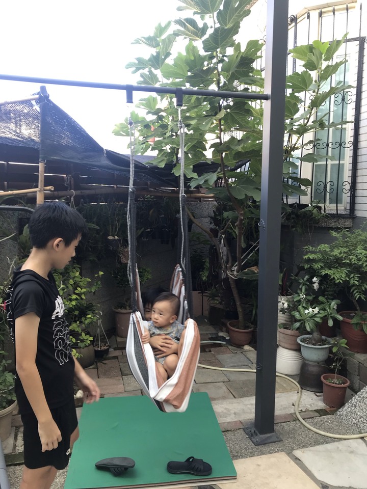 只是重做遮雨棚而已