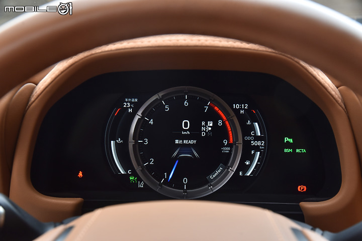 Lexus LC 500 Convertible試駕|極其優雅卻又充滿動感魅力!