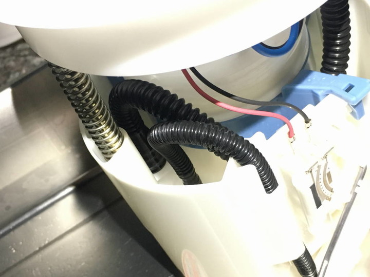 2016 Mazda 3 6萬 DIY 更換燃油濾蕊