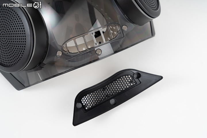 Razer Zephyr 口罩型空氣清淨機獨家實測 入手前先看這篇！