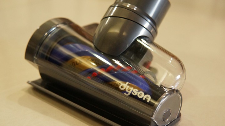 Dyson V12 Detect™ Absolute Extra 《髒污無所遁形有如光劍般犀利的吸塵器》