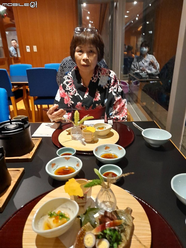 點我看大圖 日勝生加賀屋溫泉飯店之父母結婚50周年金婚紀念