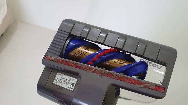 Dyson V12 Detect™ Absolute Extra 《髒污無所遁形有如光劍般犀利的吸塵器》