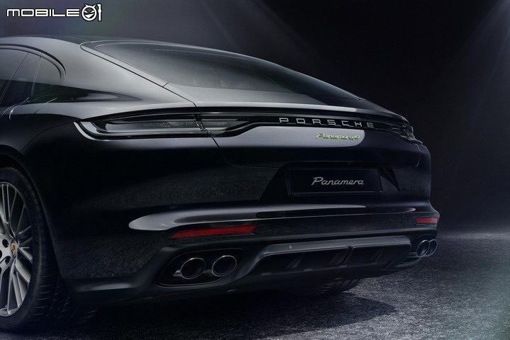 【國內新訊】Porsche發表「Panamera白金版」車型,升級多項配備建議售價自601萬元起!