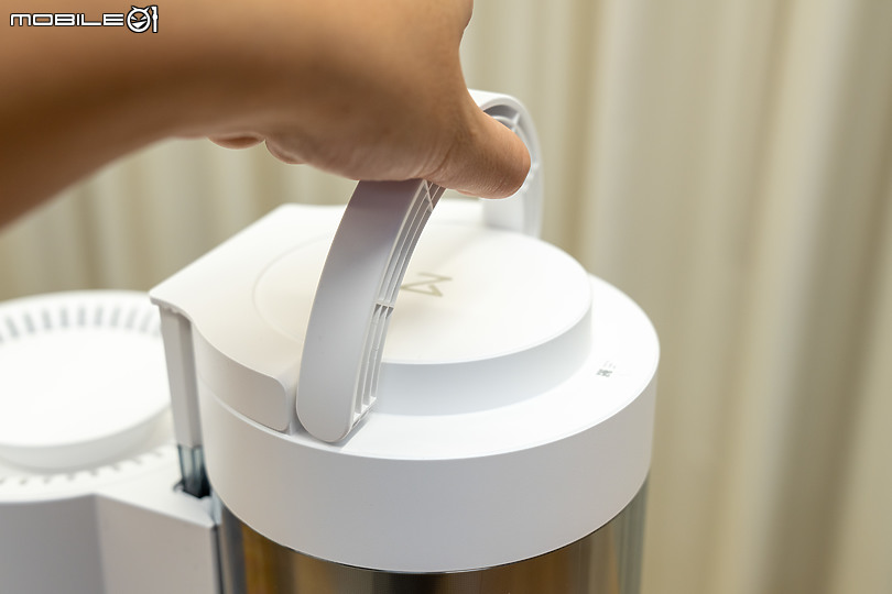 Roborock 石頭科技 掃拖機器人S7+｜掃拖與自動集塵的完全型態！