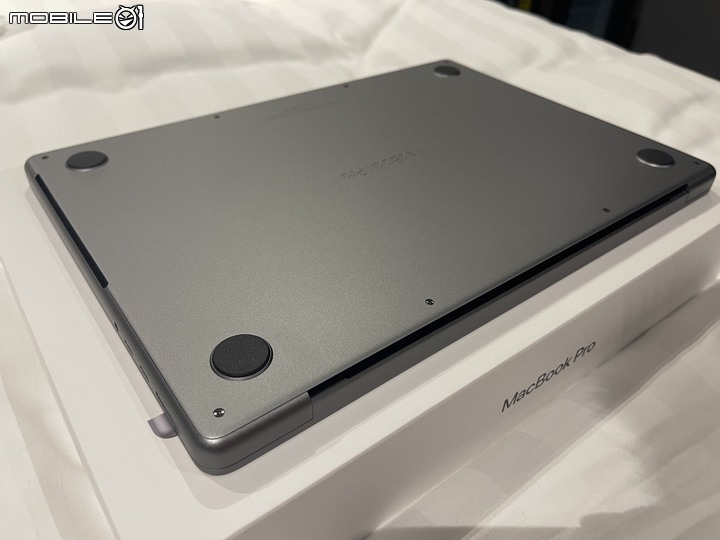 14吋 MacBook Pro 太空灰 美國代購到貨與分享