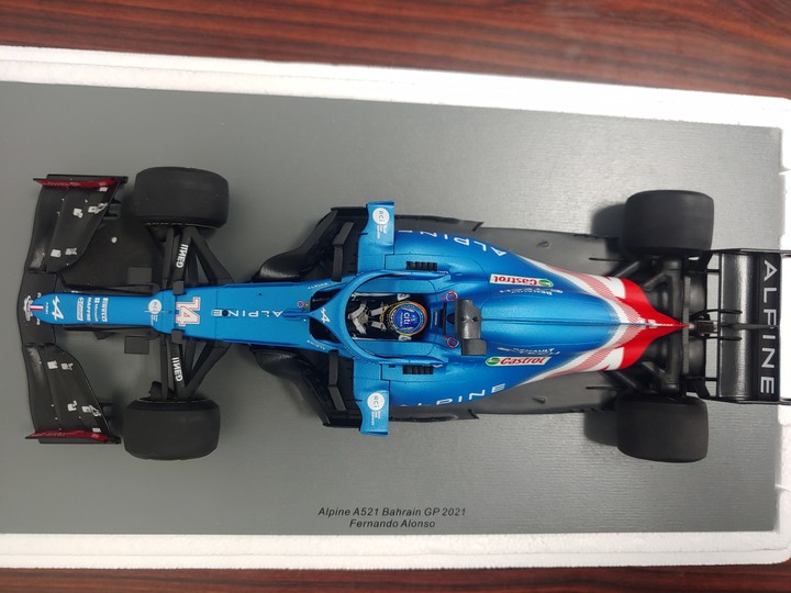 [開箱]1/18 SPARK ALPINE F1  TEAM  A521 FERNANDO ALONSO 2021
