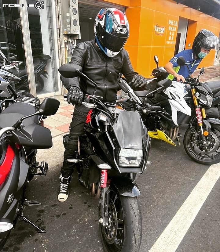 SUZUKI KATANA GSX-S1000S 試騎