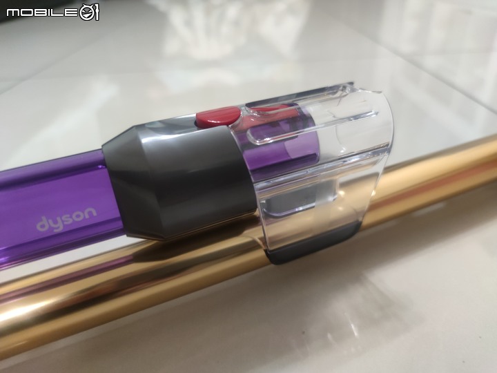 點我看大圖 金A試用| Dyson V12 Detect Slim Absolute Extra 無線吸塵器 | 髒髒現身無所遁形