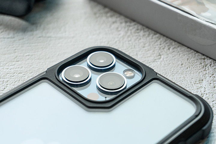 SwitchEasy魚骨牌推出iPhone 13 Odyssey保護殼+掛繩 外出單手輕鬆拿、輕鬆用iPhone