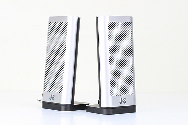 點我看大圖 精緻薄型無線家庭劇院,J-S淇譽JY3088三件式無線藍芽音箱【開箱分享】