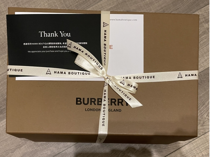 「開箱」Burberry 經典格紋低筒休閒鞋