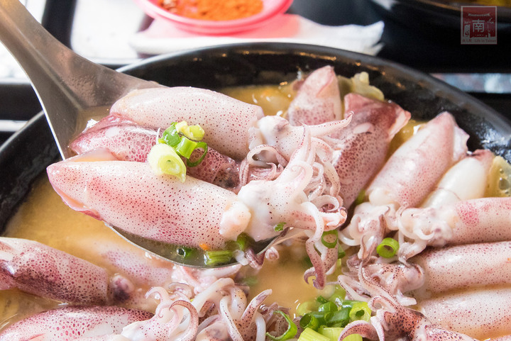 【臺南美食】浮誇爆料意麵再升級|意麵擺上黃金蒲燒鰻魚和培根串|臺南獨家美食別的地方吃不到~~金三益健康茶飲