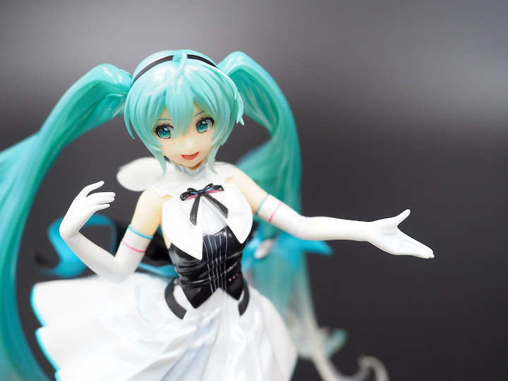 GSC 1/8 初音未來 Symphony 2019 Ver. 白潔高雅之作