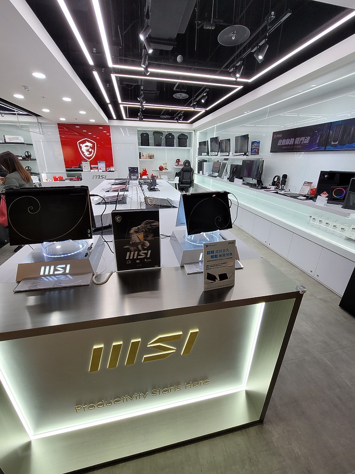 心得-終於等到的MSI Summit E16 Flip