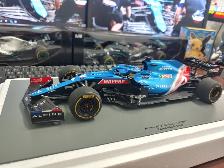 [開箱]1/18 SPARK ALPINE F1  TEAM  A521 FERNANDO ALONSO 2021