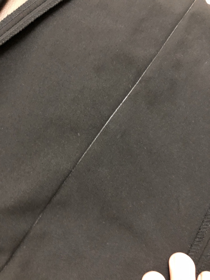 西裝褲裡面的膠條去除