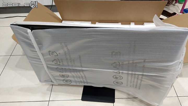 Samsung M7 32吋 4K聯網螢幕金馬58開箱，內建app市集有Disney+