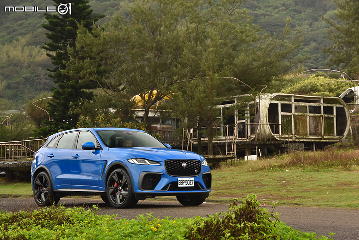 Jaguar小改款F-PACE SVR試駕|八缸猛獸果真是力大無窮!