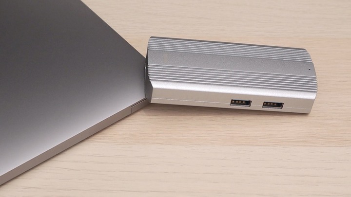 你覺得他是 SSD 還是 Hub？或是兩個都是？TEKQ 583 URUS 開箱你覺得他是 SSD 還是 Hub？或是兩個都是？TEKQ 583 URUS 開箱