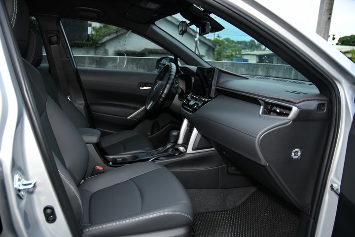 花東買TOYOTA CC Hybrid，為了車美仕一年多第五次進場處理囉~_~！