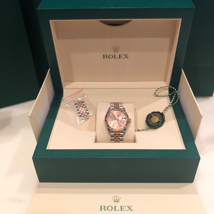 新手開箱Rolex126622藍遊艇，278271玫瑰金