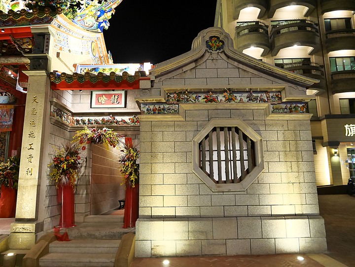 旗津天后宮｜高雄港旗鼓渡輪 — 打狗第一座媽祖廟，348歲重啟廟門，外掛旗鼓渡輪暮色