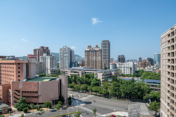 『苓雅區』愛上悅讀🌞海景高樓景觀2房有車位