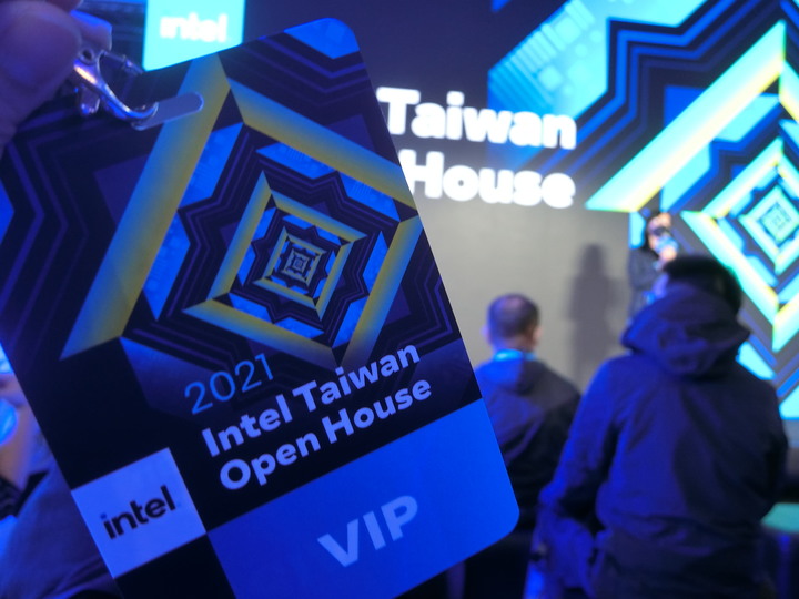 Intel Taiwan Open House !! 不容你忽視 !! 地表最強的那個它來了 !!