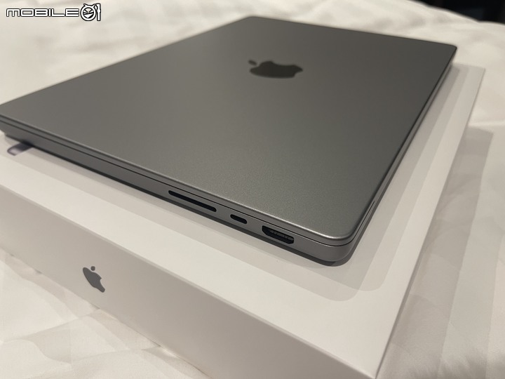14吋 MacBook Pro 太空灰 美國代購到貨與分享