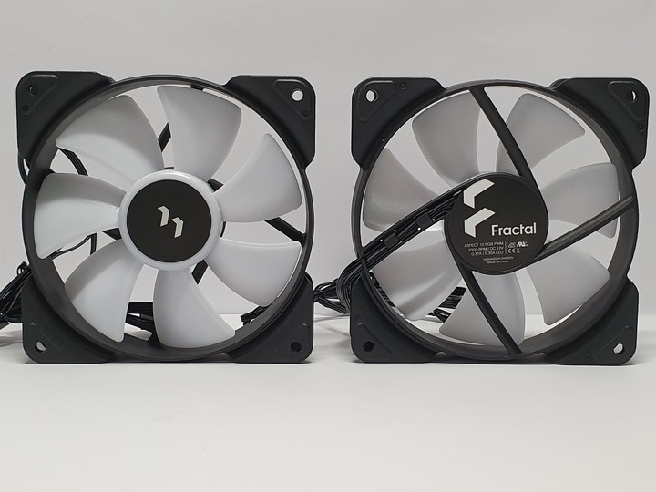 Fractal Design 盡享工藝之美 <風扇篇> Prisma AL-12 和 Aspect 12 PWM ARGB開箱