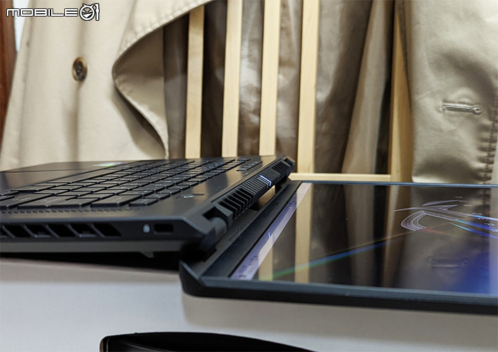 點我看大圖 西風之ROG Zephyrus M16襲來!
