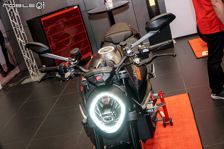 【採訪】超輕量但依然是怪獸 DUCATI Monster 937 台灣全馬力正式發表!