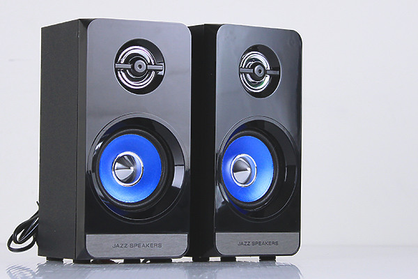 下沉式重低音砲玩Game帶勁夠力，J-S 淇譽 JY-3085三件式RGB電競音箱組【開箱分享】