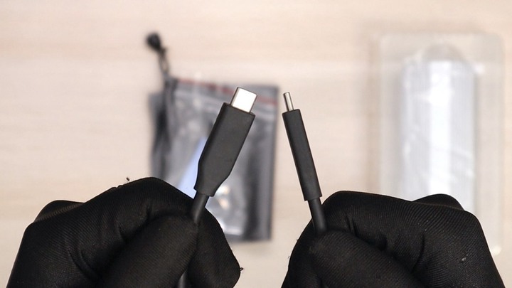 你覺得他是 SSD 還是 Hub？或是兩個都是？TEKQ 583 URUS 開箱你覺得他是 SSD 還是 Hub？或是兩個都是？TEKQ 583 URUS 開箱