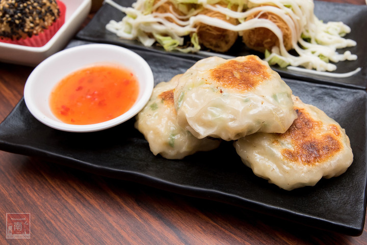 【臺南美食】平價港式料理這裡吃|手作港點|煲仔飯|冰火菠蘿油|傳承香港師傅手藝|嚴選食材手工自製~~豪爺港茶