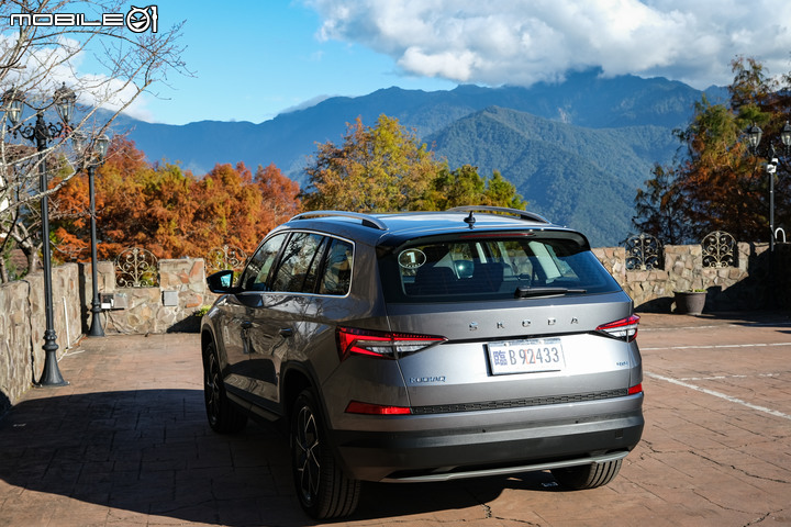 Škoda 小改款 Kodiaq 2.0TSI 4x4試駕|質感與科技再進化,熱賣實力不容小覷!